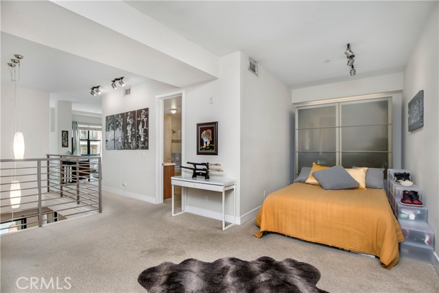 Detail Gallery Image 17 of 41 For 395 E 4th St #3,  Long Beach,  CA 90802 - 2 Beds | 2 Baths
