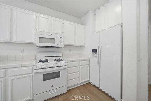 Detail Gallery Image 11 of 43 For 39668 Princeton #B,  Murrieta,  CA 92563 - 3 Beds | 3 Baths