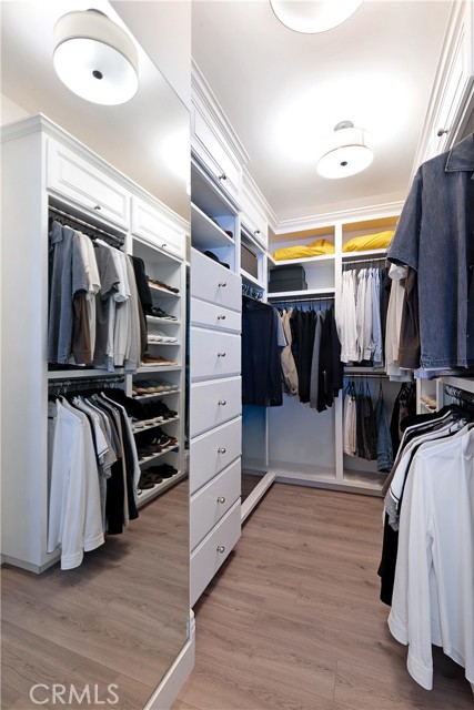 Detail Gallery Image 38 of 46 For 11039 Wrightwood Pl, Studio City,  CA 91604 - 3 Beds | 3 Baths