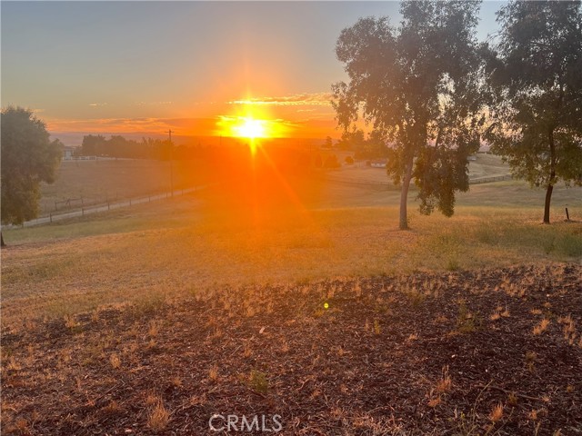 Detail Gallery Image 37 of 51 For 6095 Vista Serrano, Paso Robles,  CA 93446 - 4 Beds | 2 Baths