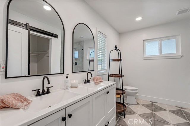 MLS #SR25262463 image #32