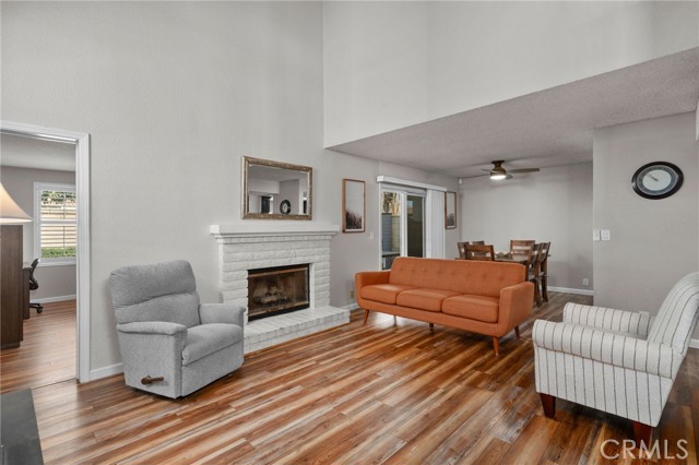 Detail Gallery Image 5 of 26 For 10634 Countryside Dr, Rancho Cucamonga,  CA 91730 - 3 Beds | 2/1 Baths