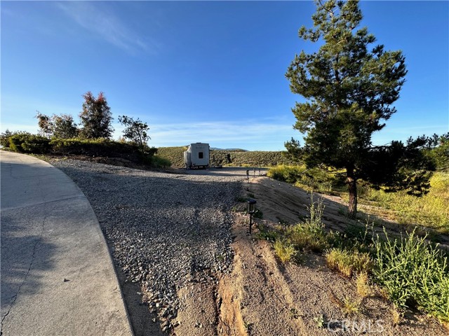 35251 Calle Campo, Temecula CA: https://media.crmls.org/medias/18ec77d9-8b49-445d-8128-f41886ab45dc.jpg