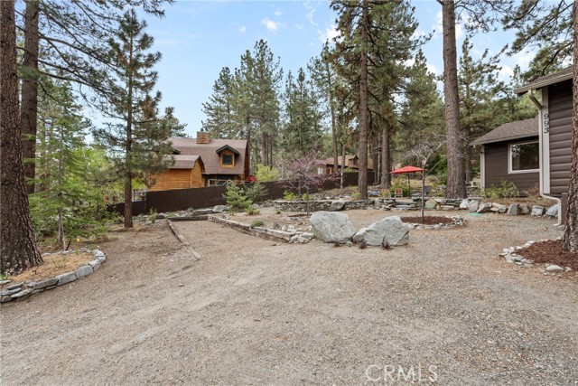 Detail Gallery Image 5 of 39 For 993 Partridge Rd, Wrightwood,  CA 92397 - 2 Beds | 2 Baths