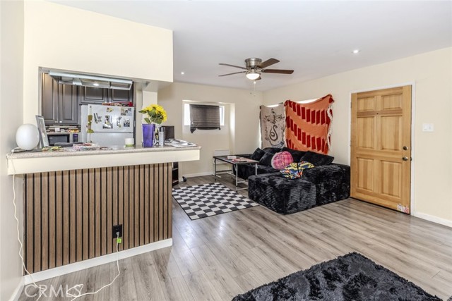 3632 W 59th Street, Los Angeles CA: https://media.crmls.org/medias/18ec8c41-3e81-415a-89d5-5ac471b07d69.jpg