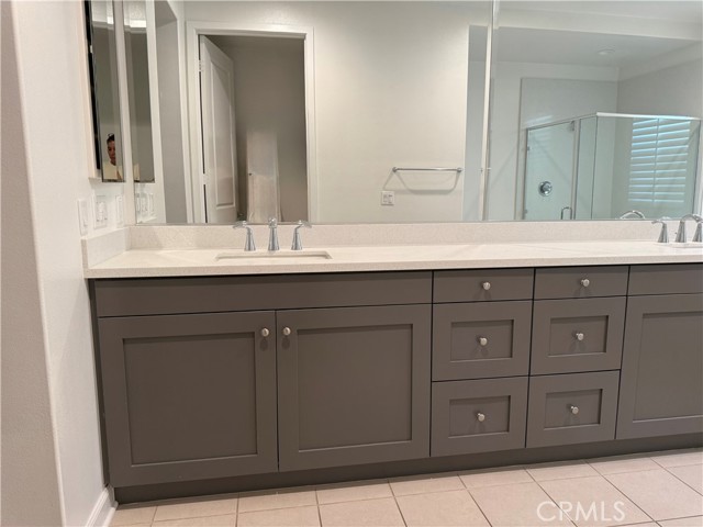 209 Follyhatch, Irvine CA: https://media.crmls.org/medias/18ecd4ba-982b-4911-9777-fda3c486e9c9.jpg