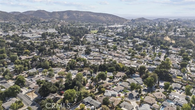 Detail Gallery Image 4 of 35 For 10801 1/2 Wescott Ave, Sunland,  CA 91040 - 2 Beds | 2 Baths