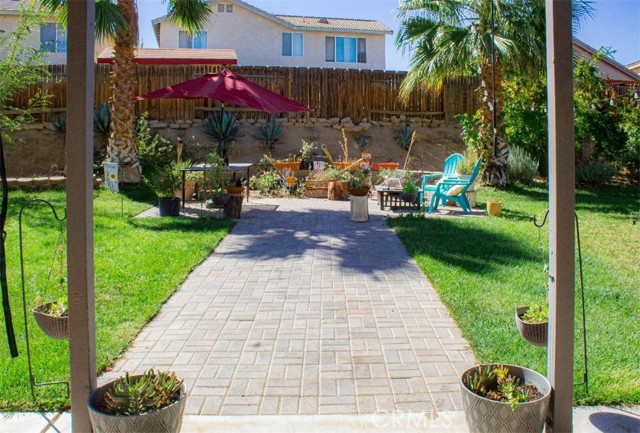 Detail Gallery Image 12 of 15 For 14285 Wildcat Ln, Victorville,  CA 92394 - 4 Beds | 2/1 Baths