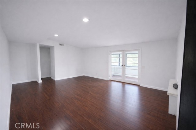 Detail Gallery Image 2 of 11 For 6541 Clear Springs, Simi Valley,  CA 93063 - 3 Beds | 2 Baths