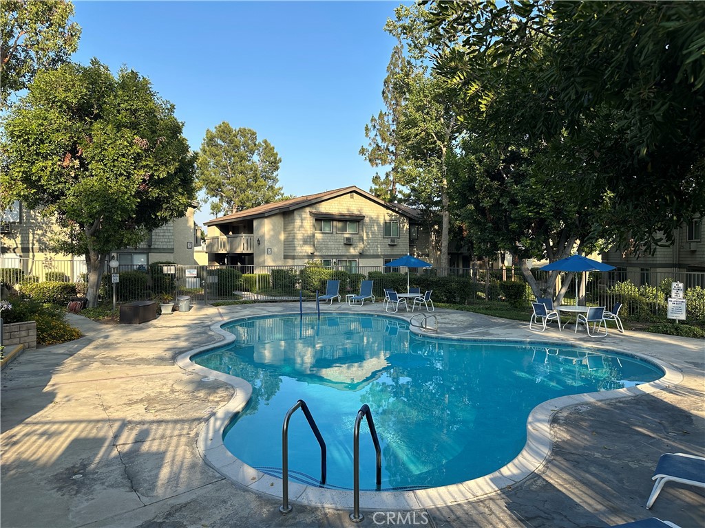 960 E Bonita Avenue #94