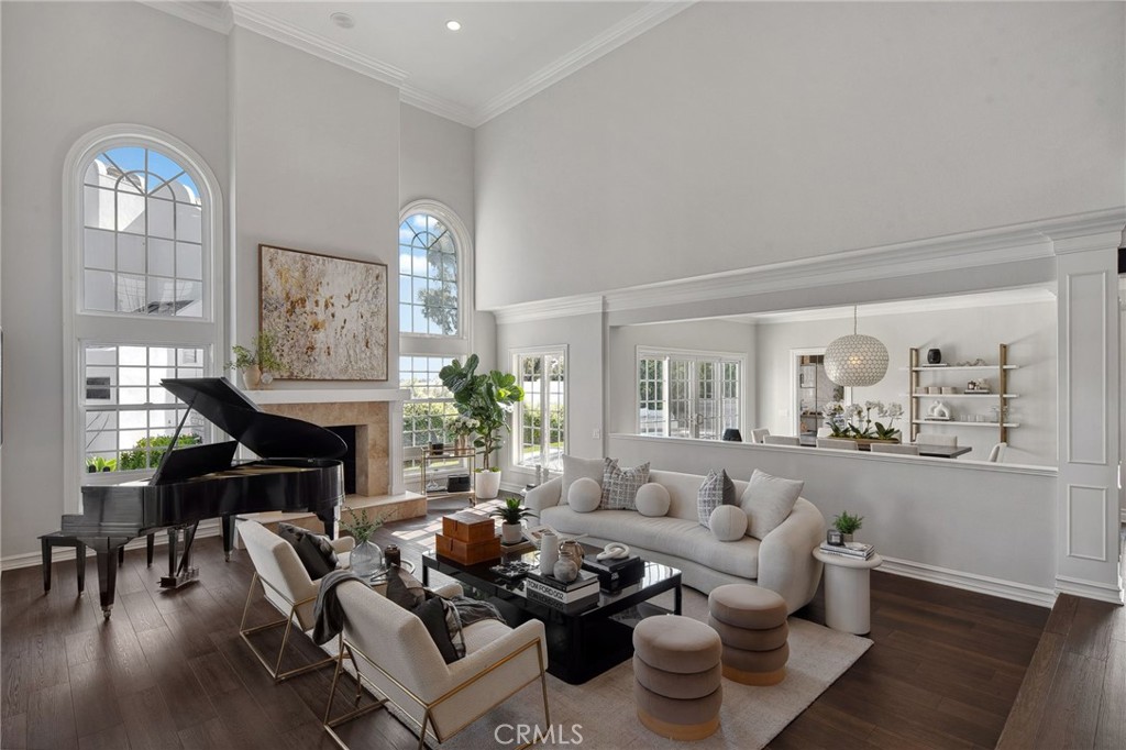 MLS #OC25118659 img 5