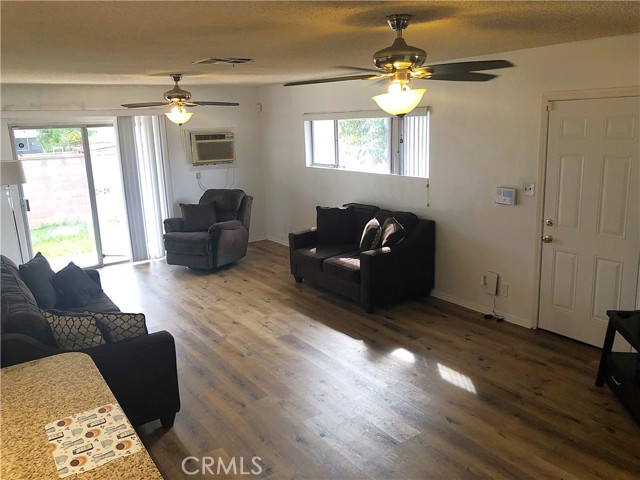 Detail Gallery Image 15 of 42 For 8808 Olive, Bellflower,  CA 90706 - 3 Beds | 2 Baths