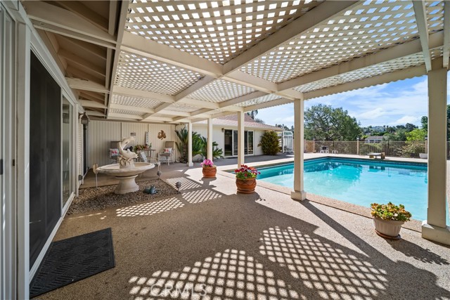 Detail Gallery Image 26 of 34 For 21166 E Rimpath Dr, Covina,  CA 91724 - 3 Beds | 2/1 Baths