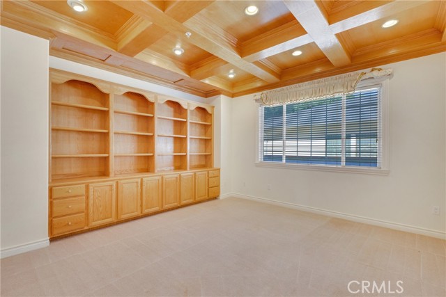 134 E Las Flores Ave, Arcadia CA: https://media.crmls.org/medias/18f02ec5-db68-4239-937b-e08b7c7b73b7.jpg