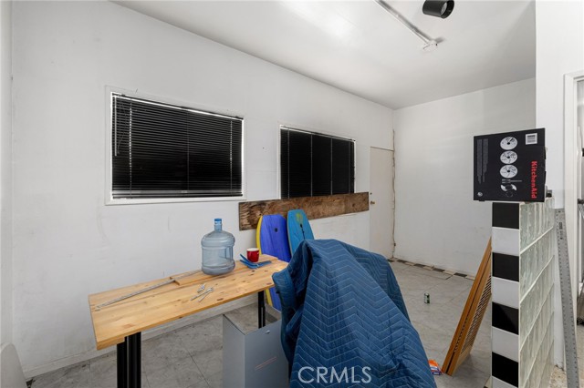 Detail Gallery Image 26 of 45 For 170 W Linden Ave, Burbank,  CA 91502 - 2 Beds | 1/1 Baths