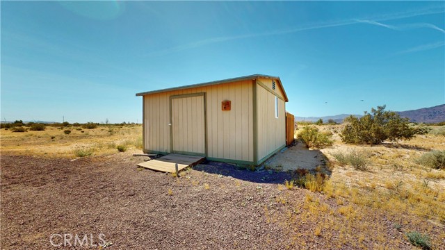 Detail Gallery Image 8 of 52 For 46345 Silver Valley Rd, Newberry Springs,  CA 92365 - 3 Beds | 2 Baths