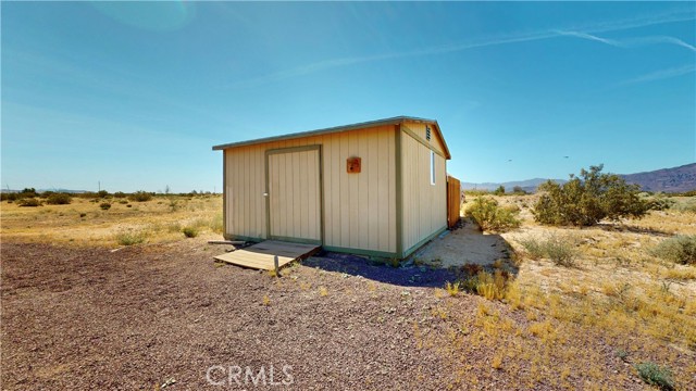 Detail Gallery Image 8 of 52 For 46345 Silver Valley Rd, Newberry Springs,  CA 92365 - 3 Beds | 2 Baths