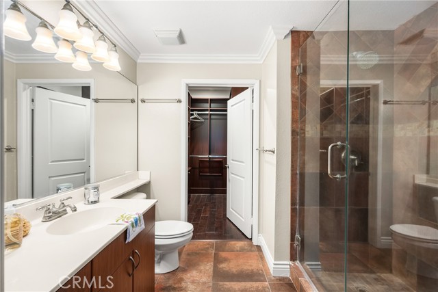 Detail Gallery Image 15 of 30 For 1801 E Katella Ave #2023,  Anaheim,  CA 92805 - 2 Beds | 2 Baths