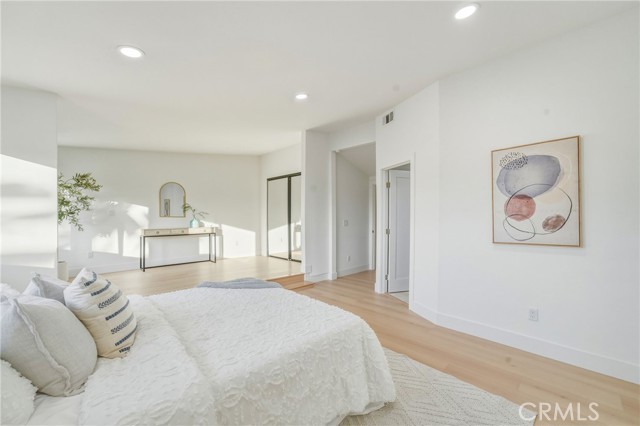 Detail Gallery Image 32 of 59 For 15335 Seine Cir, Irvine,  CA 92604 - 6 Beds | 4 Baths