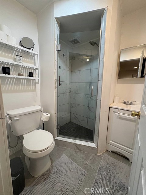 22706 criswell st, West Hills CA: https://media.crmls.org/medias/18f23d21-97b8-4465-8d52-d42e6a52a8ae.jpg