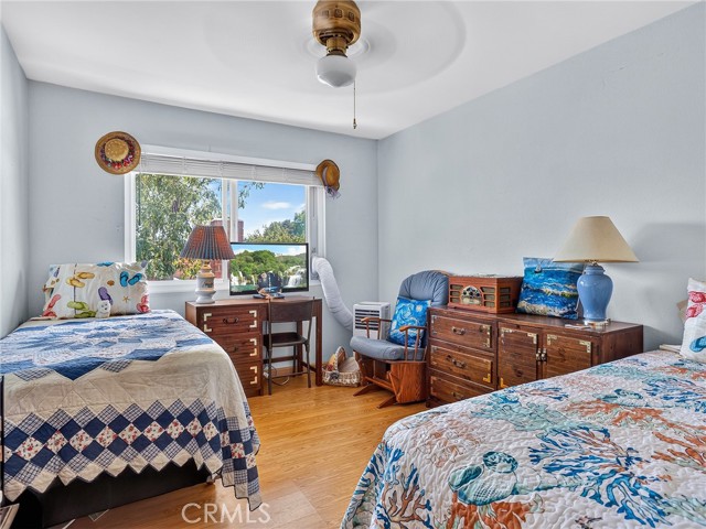 10634 Deering Avenue photo 29