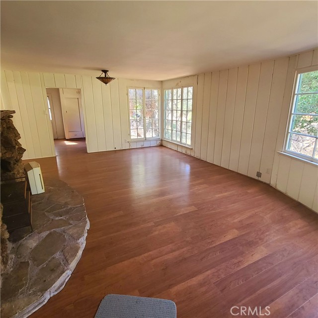 34956 Bouquet Canyon Road, Saugus CA: https://media.crmls.org/medias/18f2eef9-f3b0-4bcc-9366-b79f64c37a72.jpg