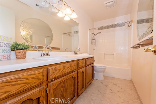 Detail Gallery Image 17 of 45 For 11043 Rome Beauty Dr, California City,  CA 93505 - 3 Beds | 2 Baths