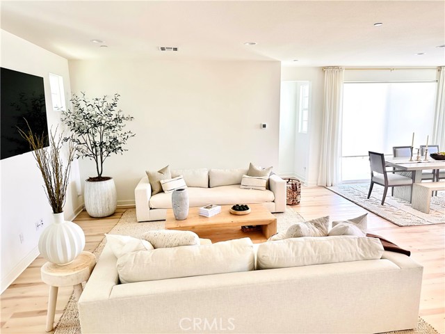 Detail Gallery Image 1 of 20 For 3939 S Sunrise Ave, Ontario,  CA 91761 - 4 Beds | 3 Baths