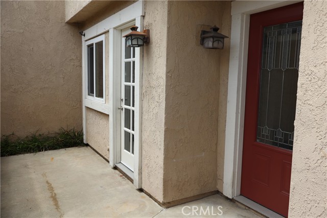 Detail Gallery Image 7 of 18 For 18507 Pueblo Cir, Huntington Beach,  CA 92646 - 2 Beds | 2/1 Baths