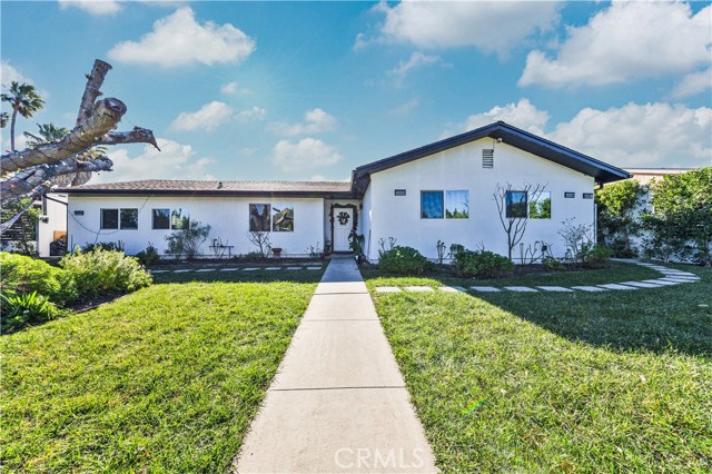 Detail Gallery Image 4 of 27 For 20200 Lassen, Chatsworth,  CA 91311 - – Beds | – Baths