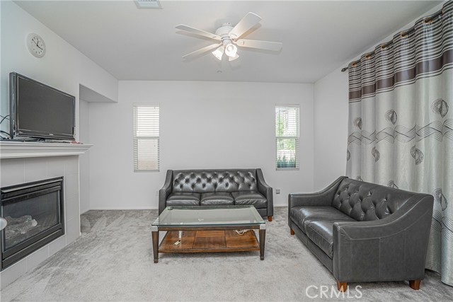 Detail Gallery Image 12 of 49 For 14586 Rochester Ave, Chino,  CA 91710 - 3 Beds | 2/1 Baths