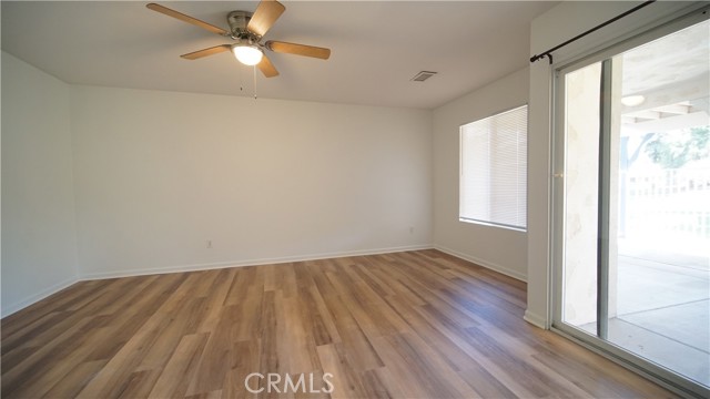 Detail Gallery Image 12 of 19 For 23235 Continental Dr, Canyon Lake,  CA 92587 - 4 Beds | 3 Baths