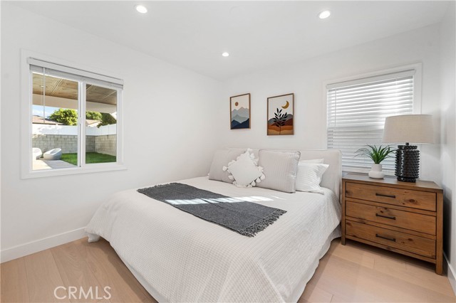 Detail Gallery Image 14 of 24 For 17545 Lorne St, Northridge,  CA 91325 - 3 Beds | 2 Baths