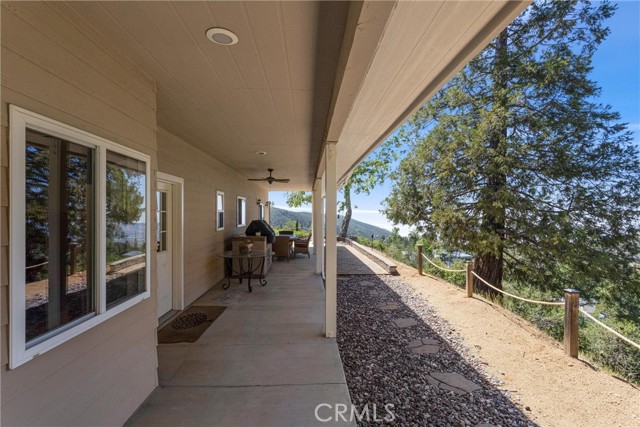 Image 56 of 64 For 38736 Oak Glen Road