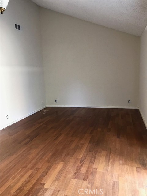 Detail Gallery Image 7 of 10 For 18622 Kamstra Ave, Cerritos,  CA 90703 - 6 Beds | 3 Baths