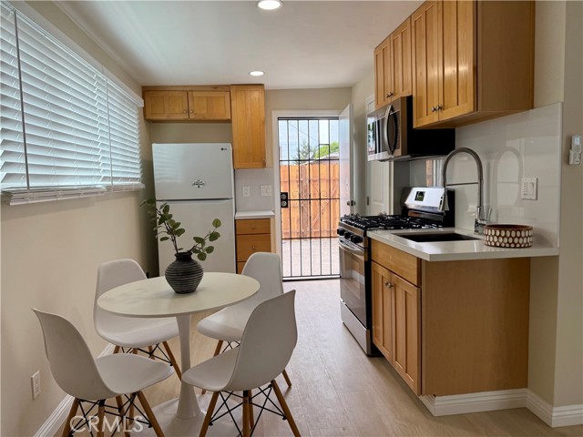 Detail Gallery Image 36 of 40 For 6161 Orange Ave, Long Beach,  CA 90805 - 3 Beds | 1/1 Baths