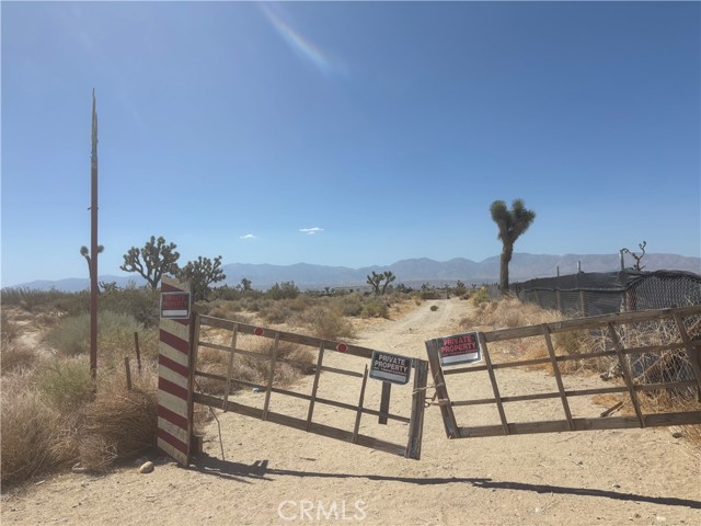 Detail Gallery Image 2 of 3 For 0 E Avenue Q, Palmdale,  CA 93591 - – Beds | – Baths