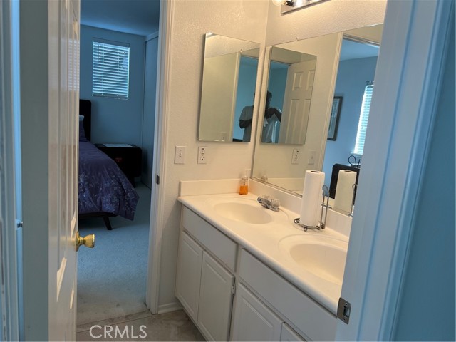 Detail Gallery Image 15 of 23 For 7739 Centro Vista, Highland,  CA 92346 - 4 Beds | 3 Baths