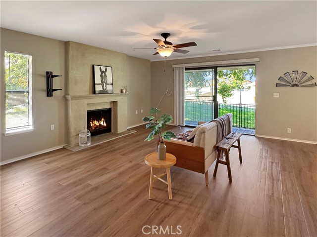 128 Flag Way, Paso Robles CA: https://media.crmls.org/medias/18f824e6-27f9-4904-843e-b222f5cd1c7a.jpg