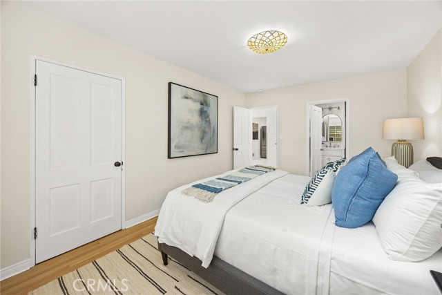 852 E Howard Street, Pasadena CA: https://media.crmls.org/medias/18f911a8-c5de-4a8a-9ea9-bcf40ca27f83.jpg