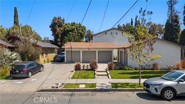 Detail Gallery Image 2 of 23 For 654 Ohio Ave #1,  Long Beach,  CA 90814 - 2 Beds | 1/1 Baths