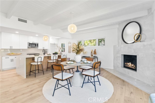 4532 Zella Lane, Yorba Linda CA: https://media.crmls.org/medias/18f99de1-e696-48e5-863c-d432ec3d4b8f.jpg