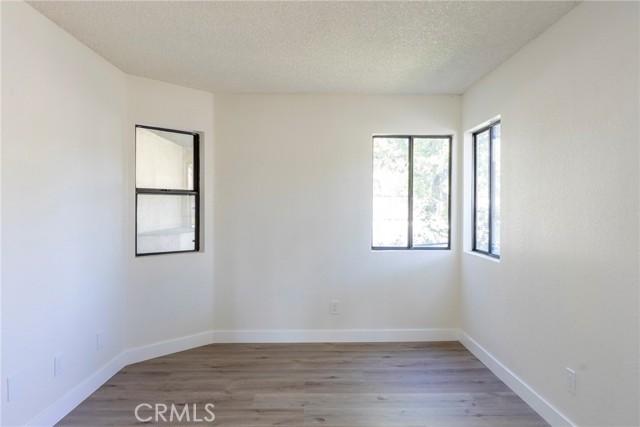 Detail Gallery Image 3 of 19 For 26682 Calle Gregorio, Menifee,  CA 92585 - 2 Beds | 2 Baths