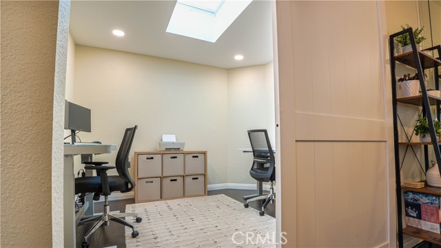 Detail Gallery Image 7 of 27 For 8455 E Amberwood St, Anaheim Hills,  CA 92808 - 2 Beds | 2 Baths