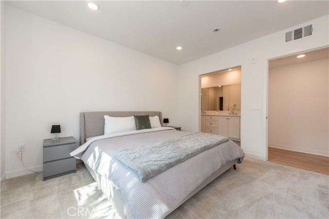 1851 S Union St, Anaheim CA: https://media.crmls.org/medias/18fb0c2e-aa19-4883-b0ab-8372d944e432.jpg
