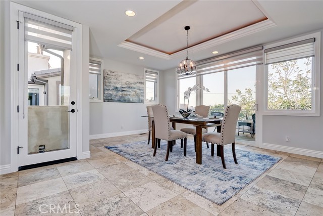 720 10th Street, Hermosa Beach, California 90254, 4 Bedrooms Bedrooms, ,3 BathroomsBathrooms,Residential,Sold,10th,SB21226543