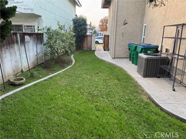 Detail Gallery Image 3 of 23 For 18 Woodsorrel, Irvine,  CA 92604 - 4 Beds | 3 Baths