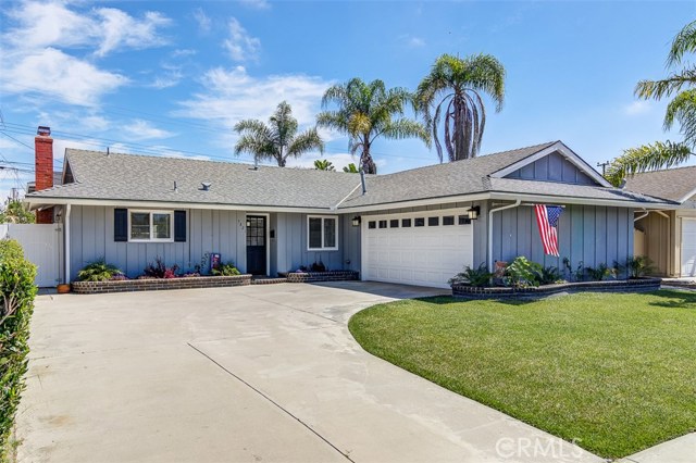 5821 Terrier Dr, Huntington Beach, CA 92649