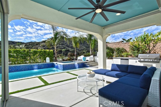 23942 Schoenborn Street, West Hills CA: https://media.crmls.org/medias/18fd3c39-034e-46dd-b9d5-b0766046a47c.jpg