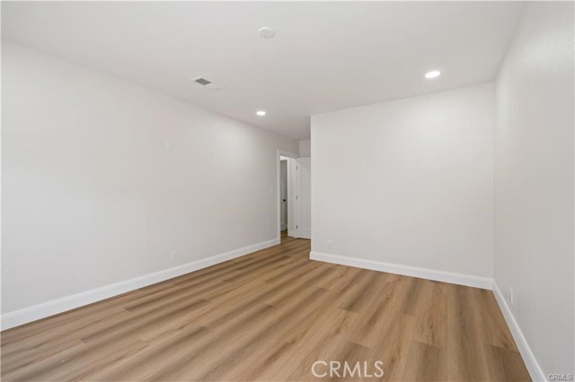 Detail Gallery Image 9 of 20 For 1360 Shadow Lane, Fullerton,  CA 92831 - 2 Beds | 2 Baths